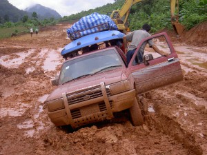 truck-stuck-in-the-mud-1433956